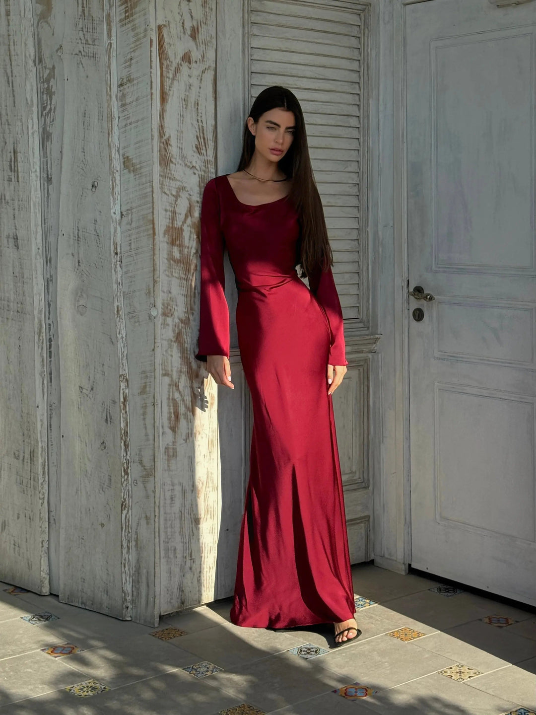 Valantomode | Long Sleeve Maxi Dress for Effortless Timeless Style