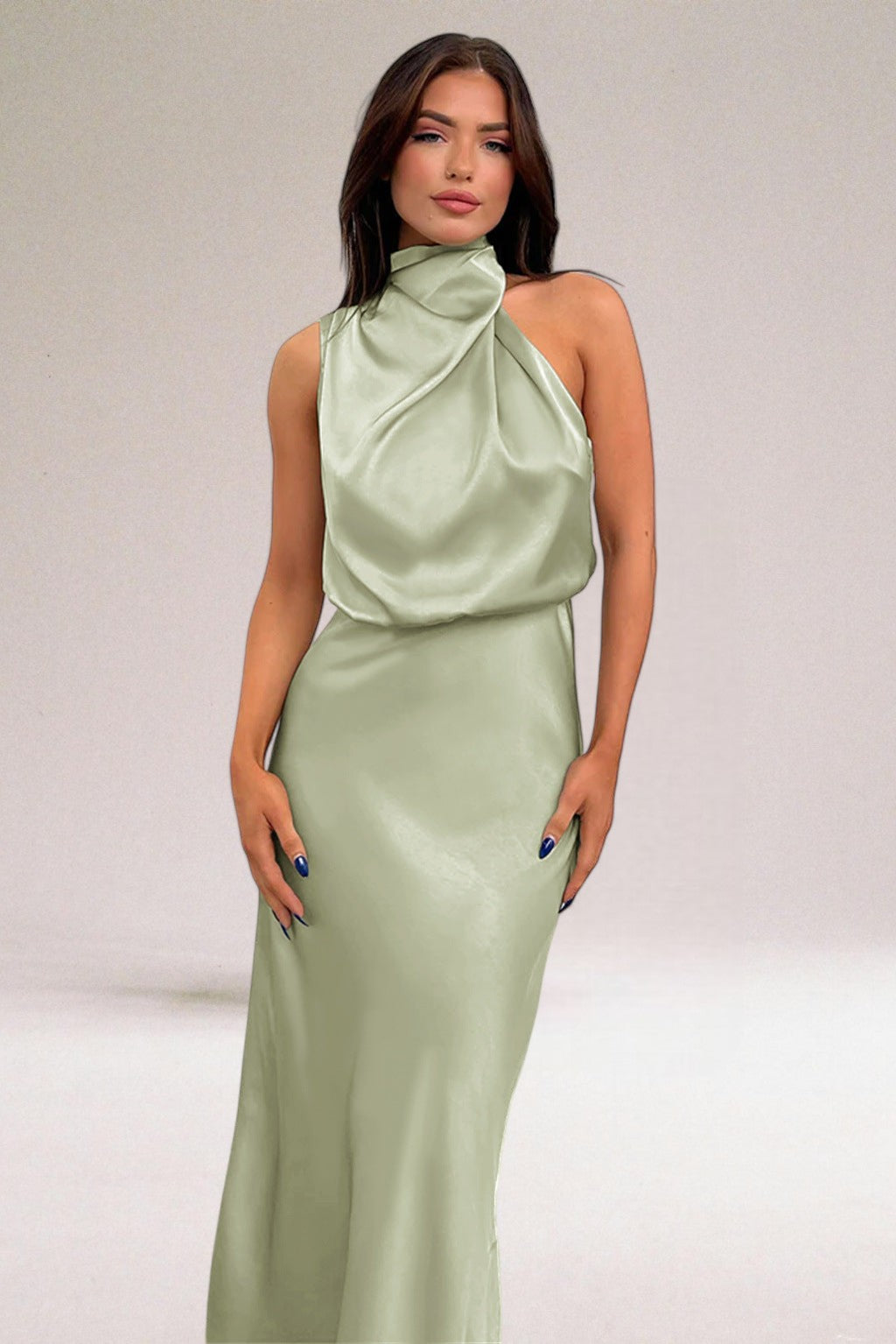 Valantomode | Dress with Elegant Design