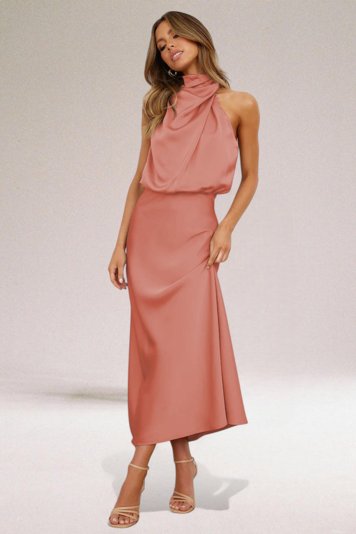Valantomode | Dress with Elegant Design