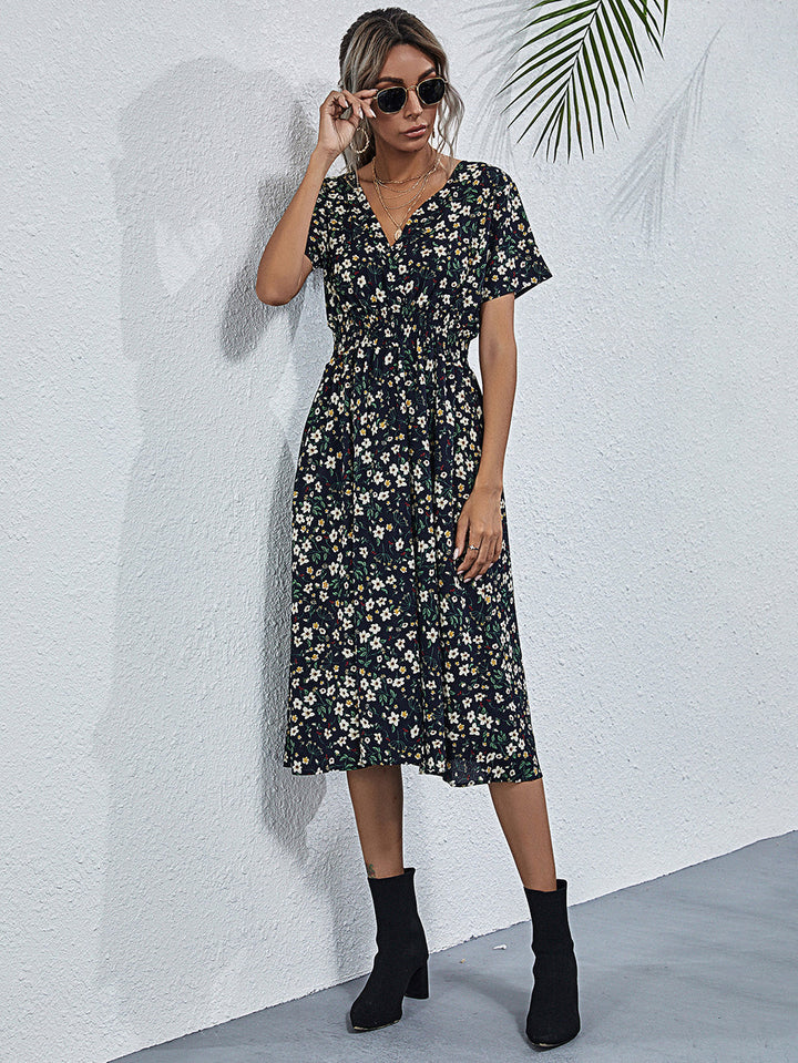 Valantomode | Chic Floral Dress for Rent Perfect for Any Event