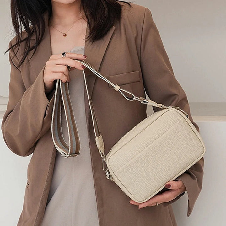 Valantomode | Aura Kinetic Sentry – Compact Executive Shoulder Bag with Contrast Statement Strap