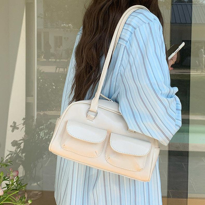 Valantomode | Linear Archival Baguette – Premium Vegan Leather Vintage-Style Shoulder Bag