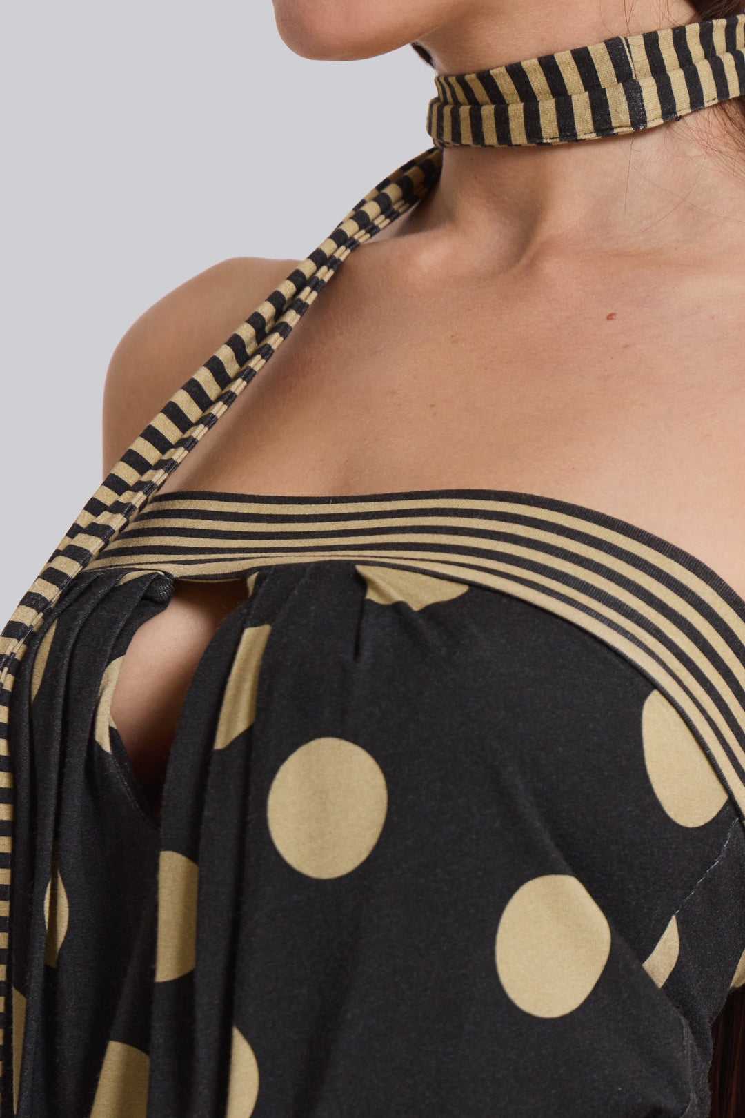 Valantomode | Chic Strapless Mini Dress with Polkadot Stripes for Summer