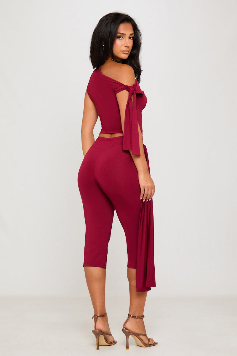 Valantomode | Burgundy One Shoulder Knot Top & Capri Pants Set