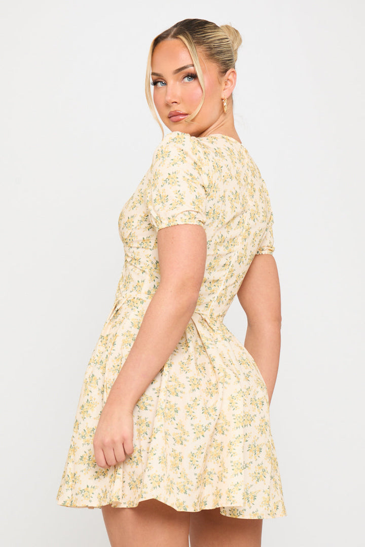 Valantomode | Chic Yellow Floral Pleated Milkmaid Mini Dress
