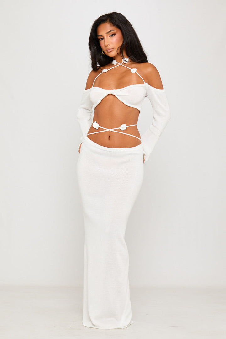 Valantomode | Chic White Knit Halter Top & Maxi Skirt Set