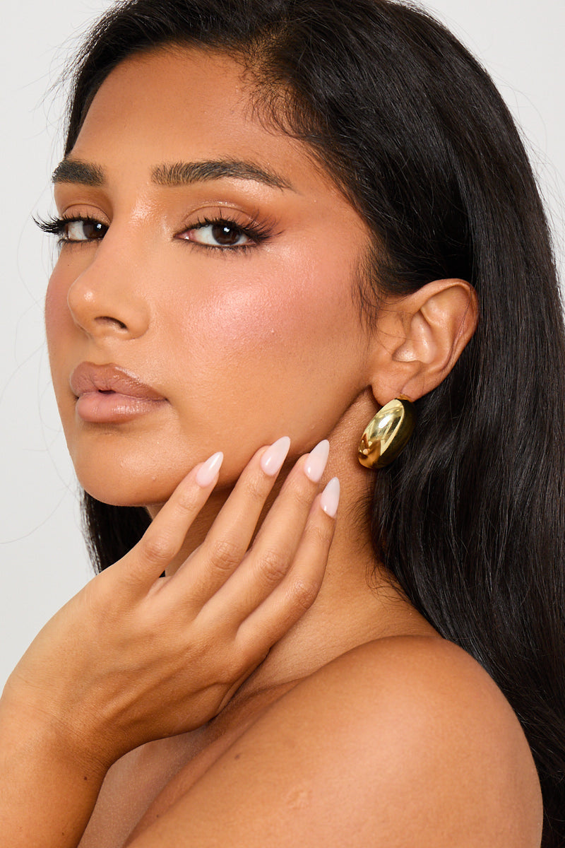 Valantomode | Bold Gold Oval Chunky Earrings for Chic Style