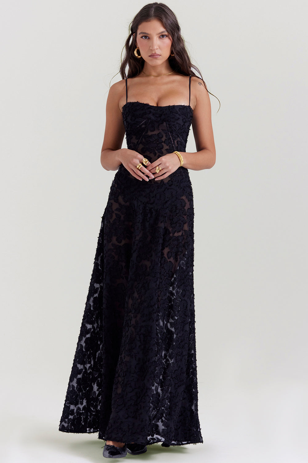Valantomode | Elegant Embroidered Maxi Dress by Dean
