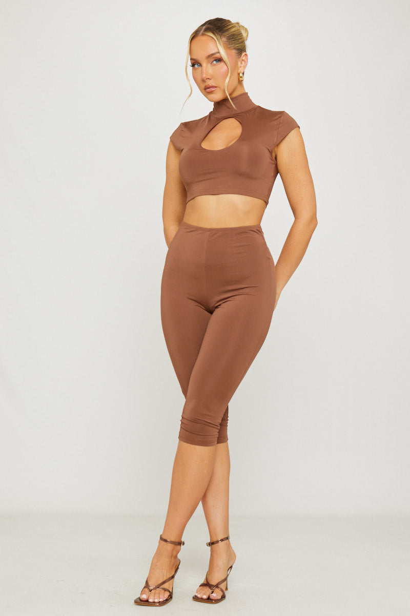 Valantomode | Chic Brown High Neck Cut-Out Capri Set for Stylish Looks