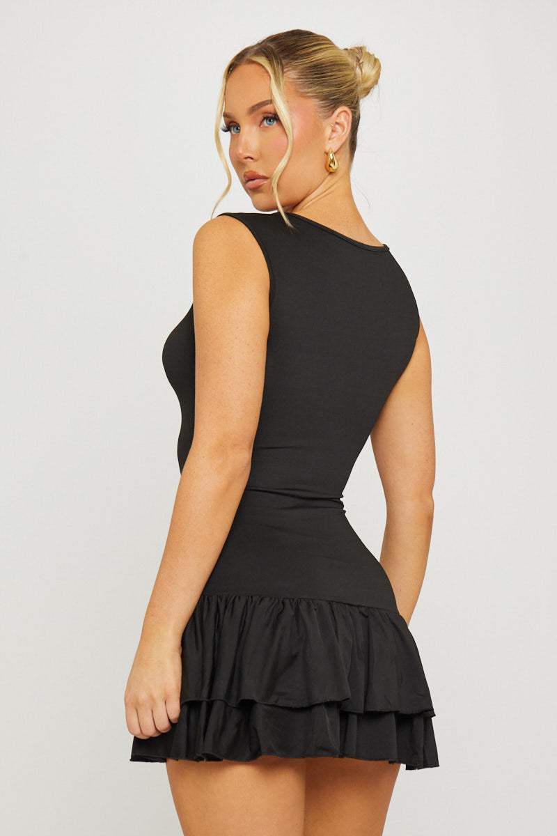 Valantomode | Chic Black Ruffle Hem Mini Dress with Sleeveless Design
