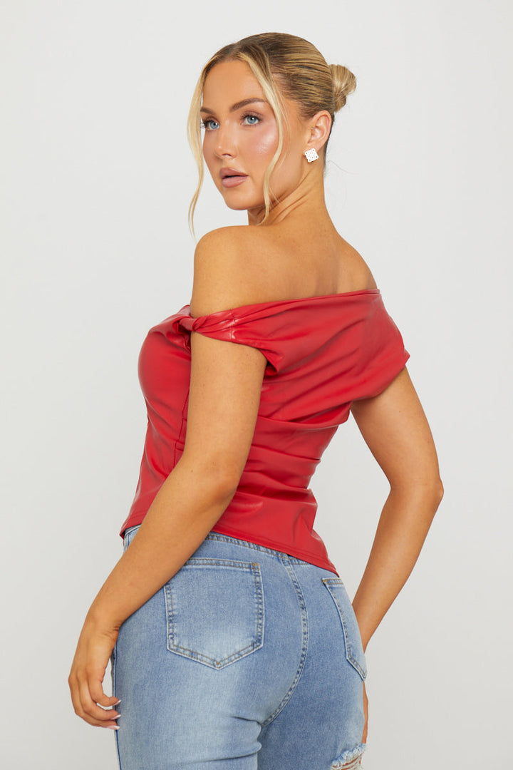 Valantomode | Chic Red Asymmetric One Shoulder Faux Leather Top