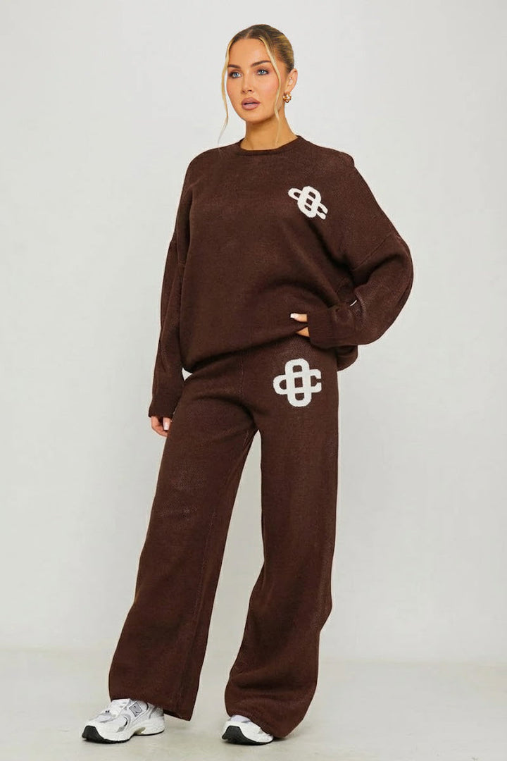 Valantomode | Cozy Brown Knit Sweater & Joggers Set with Swirl Design