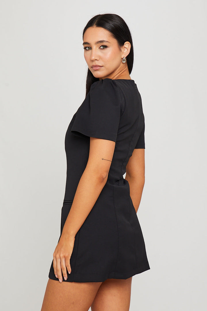 Valantomode | Chic Black Pleated Pocket Mini Dress with Short Sleeves