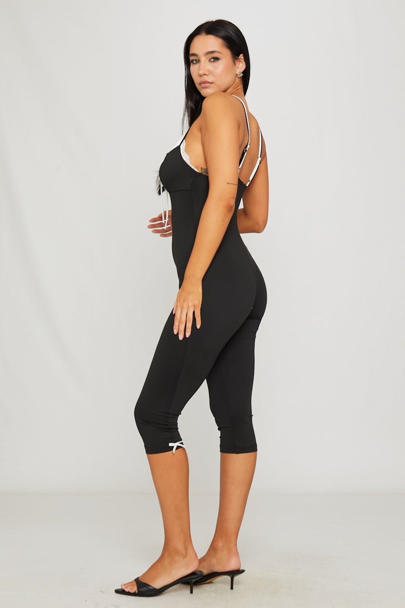 Valantomode | Chic Black Ribbed Tie-Front Capri Jumpsuit for Effortless Style