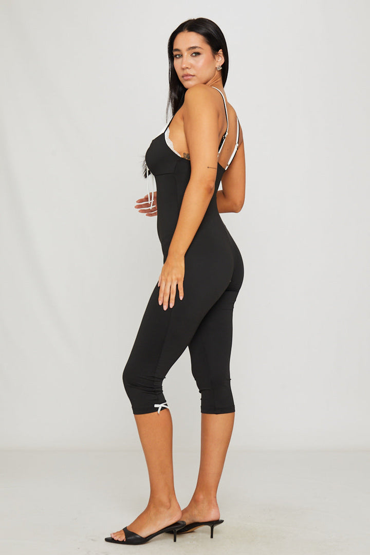 Valantomode | Chic Black Ribbed Tie-Front Capri Jumpsuit for Effortless Style