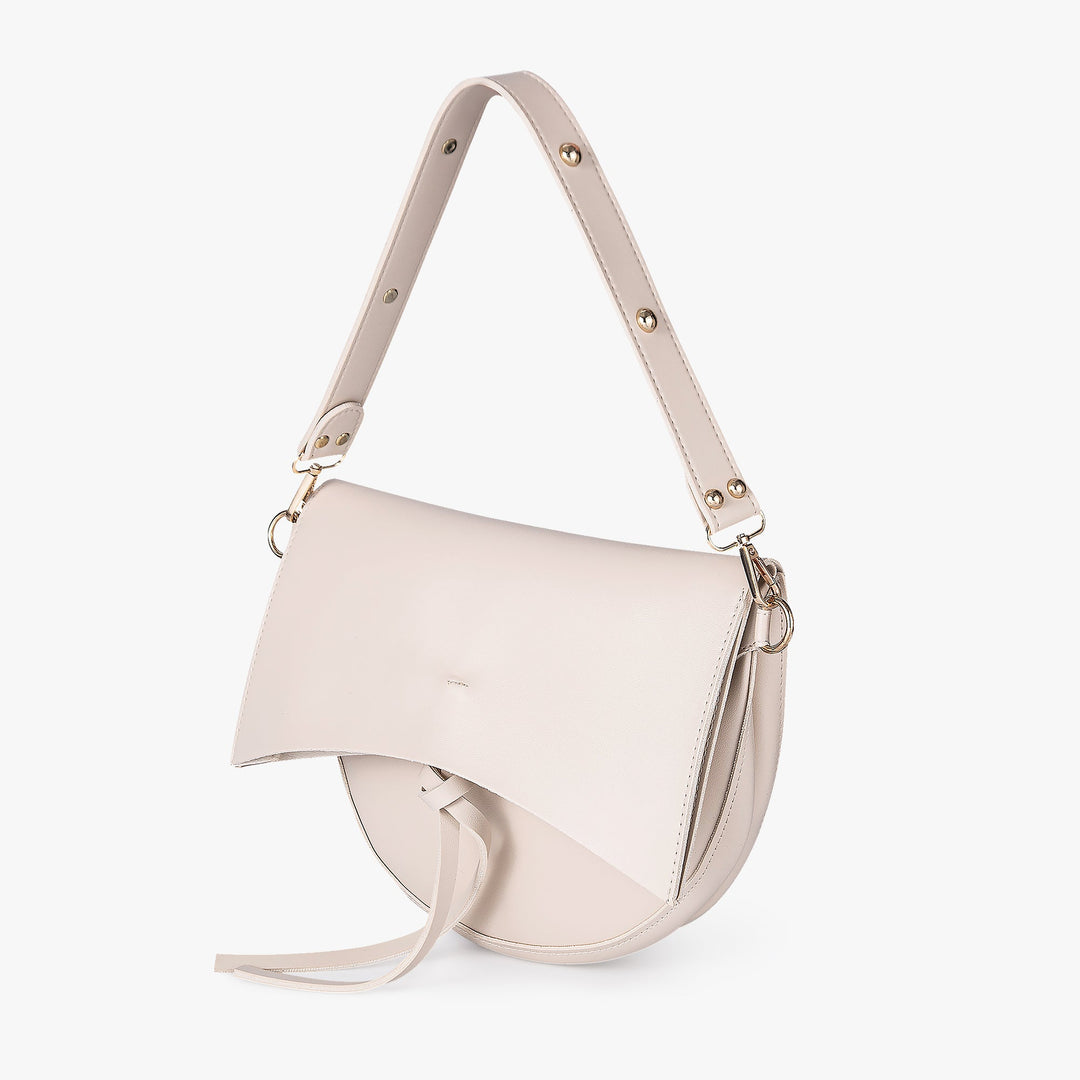 Valantomode | The ‘Aurelius’ Leather Saddle Bag – Sovereign Curve & Linear Precision