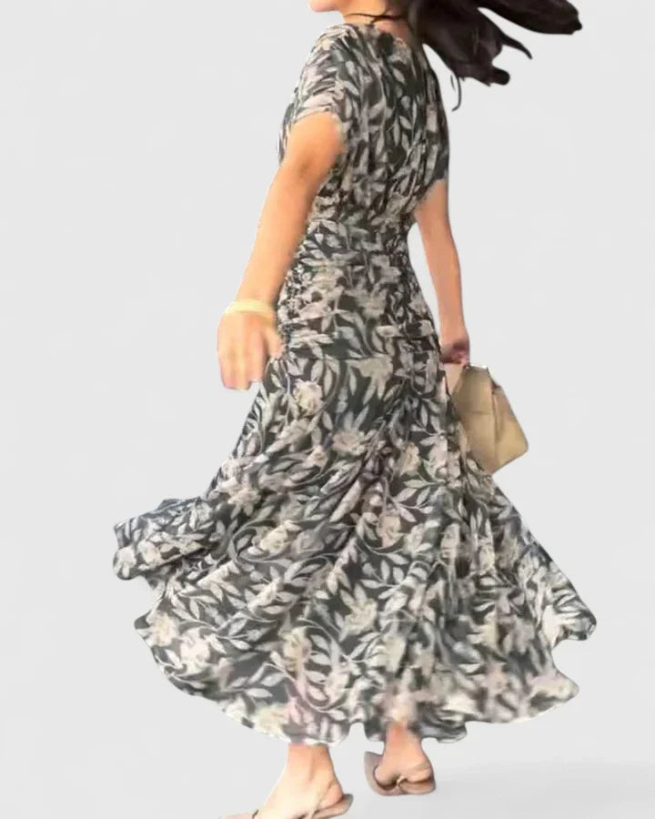 Valantomode | Stylish Sophisticated Dress for Upscale Events and Parties