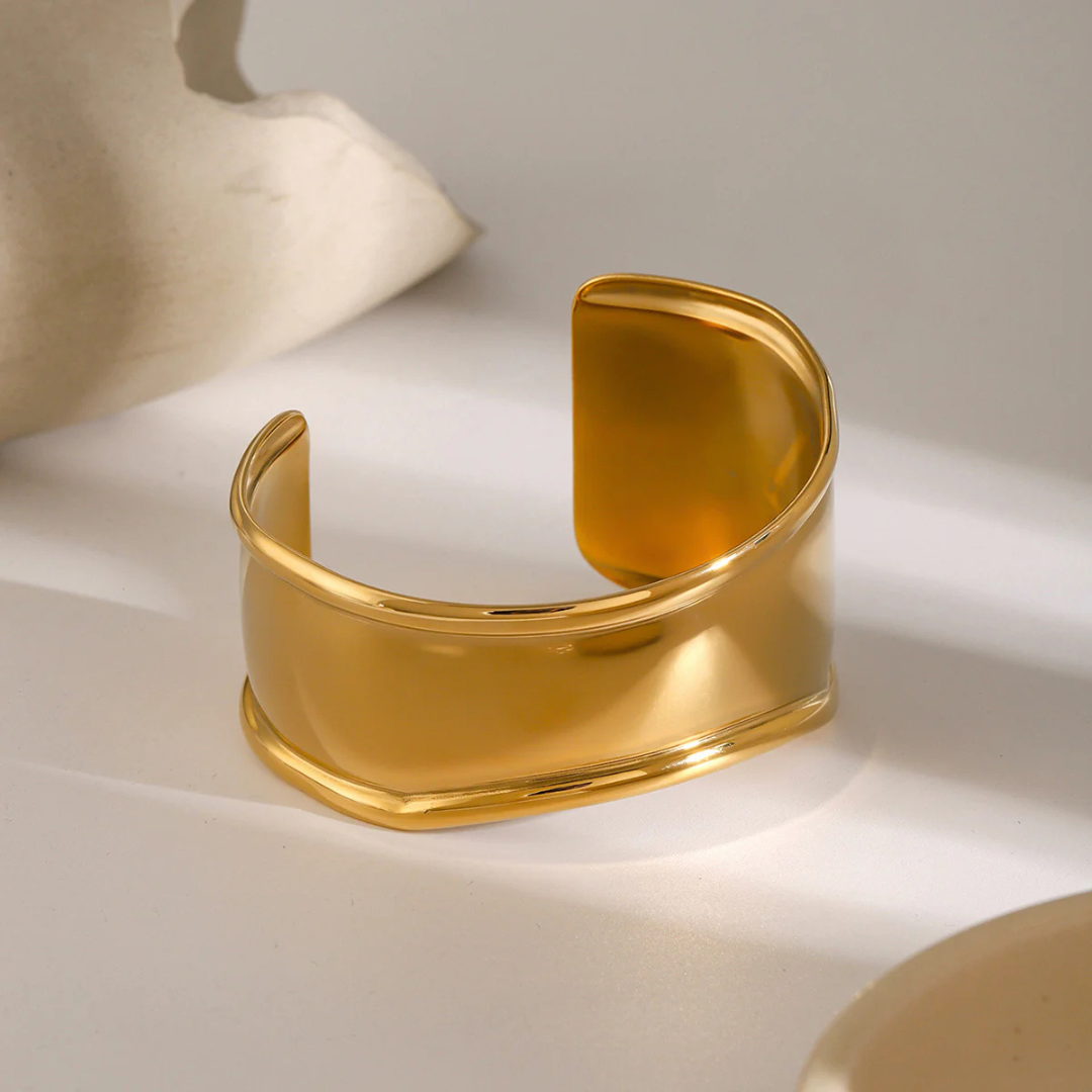 Valantomode | Heavyweight Gold Plated Wide Sculptural Bangle for Women