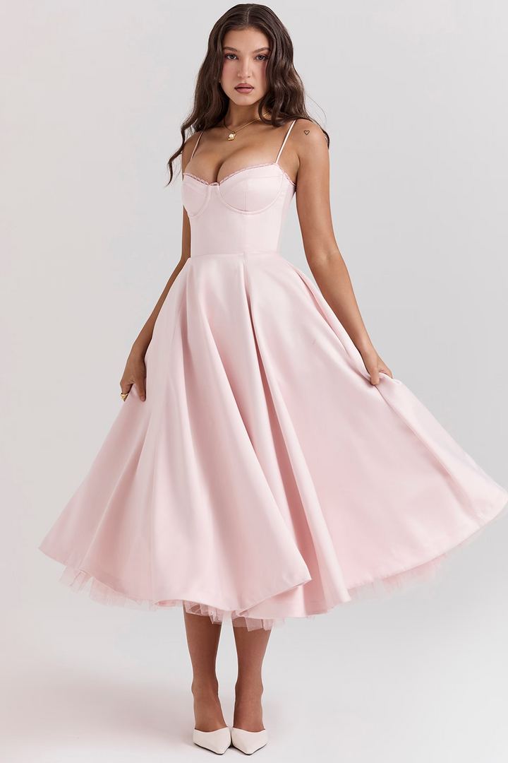 Valantomode | Sophisticated Long Dress with a Flattering Fit for Women