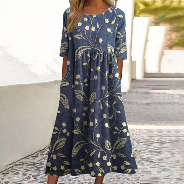 Valantomode | Dress with Floral Design