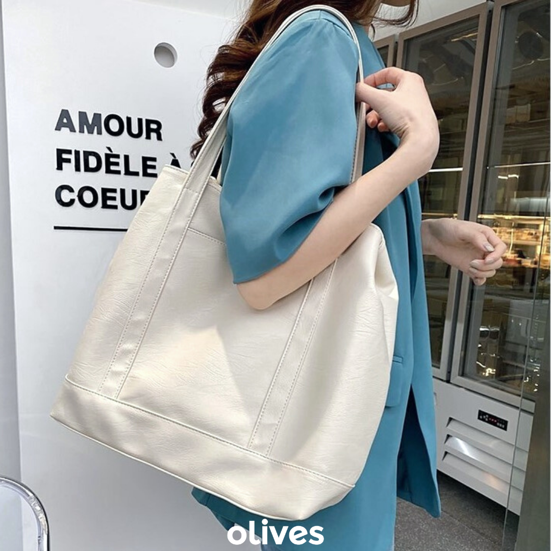 Valantomode | The ‘Aurelius’ Fluid Tote – Veridian Grace & Kinetic Command