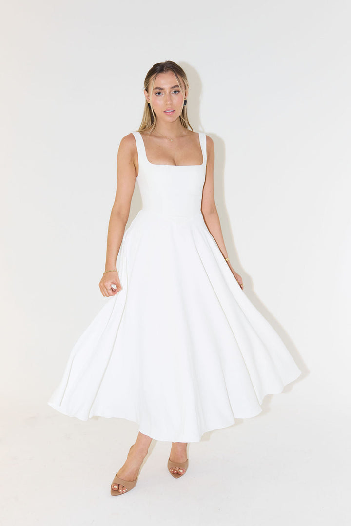 Valantomode | Chic Square Neck Midi Dress for Effortless Elegance