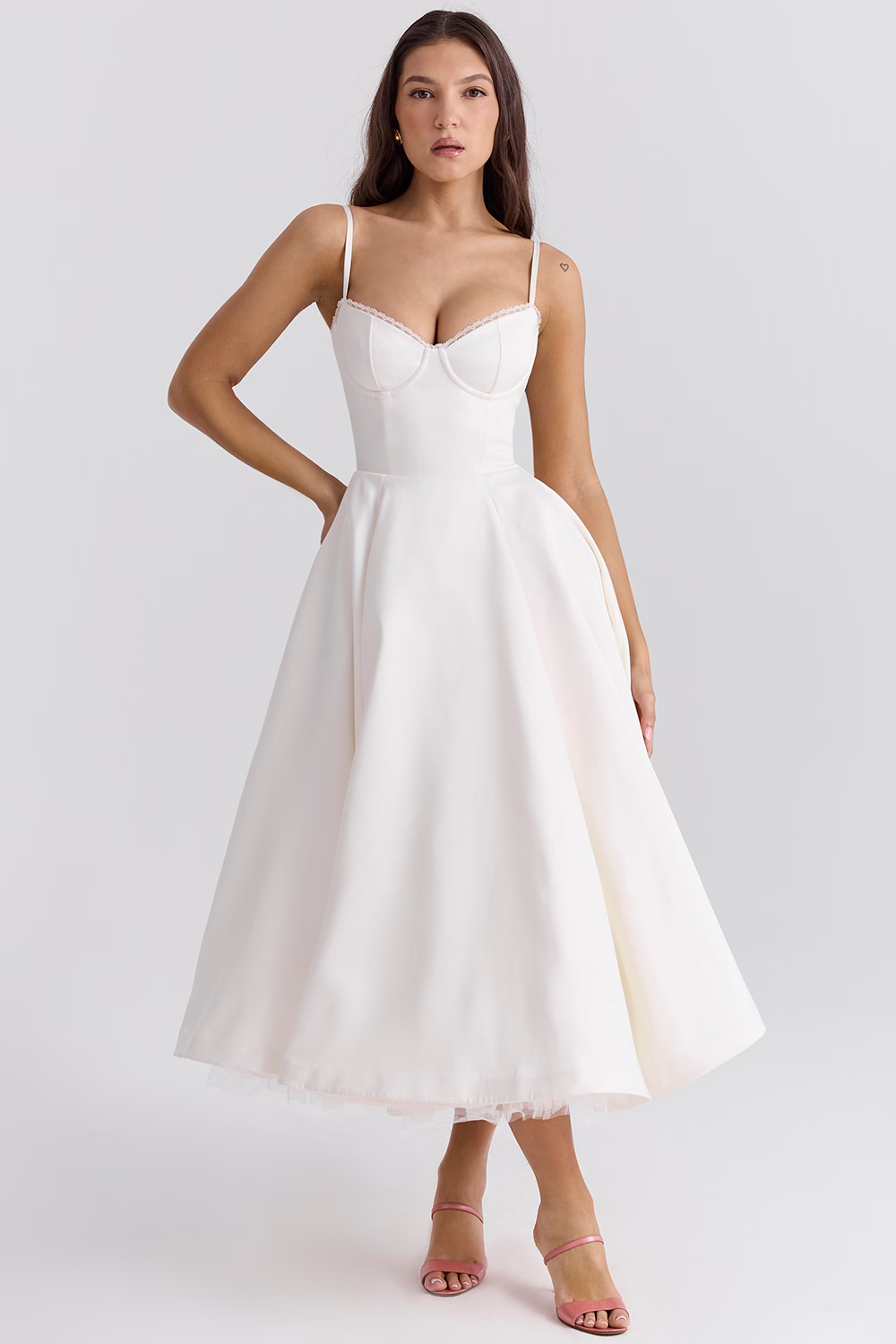Valantomode | Sophisticated Long Dress with a Flattering Fit for Women