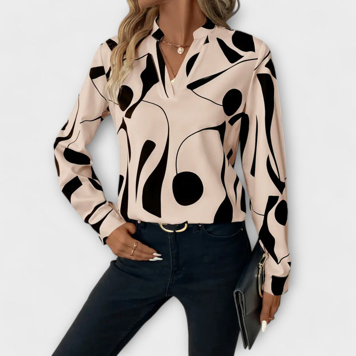 Valantomode | Blouse with Elegant Design