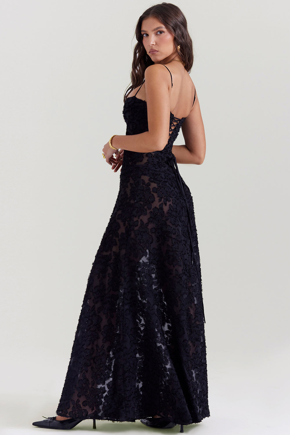 Valantomode | Elegant Embroidered Maxi Dress by Dean