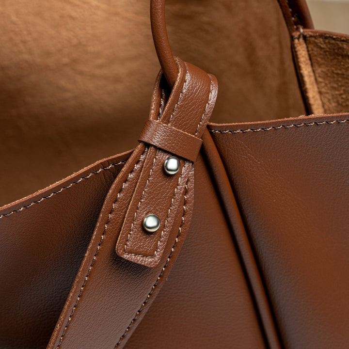 Valantomode | The ‘Aurelius’ Arch-Command – Structural Scale & Executive Grip