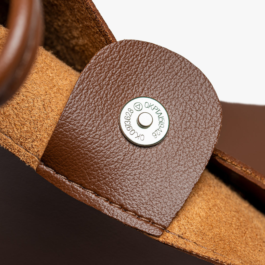 Valantomode | The ‘Aurelius’ Arch-Command – Structural Scale & Executive Grip