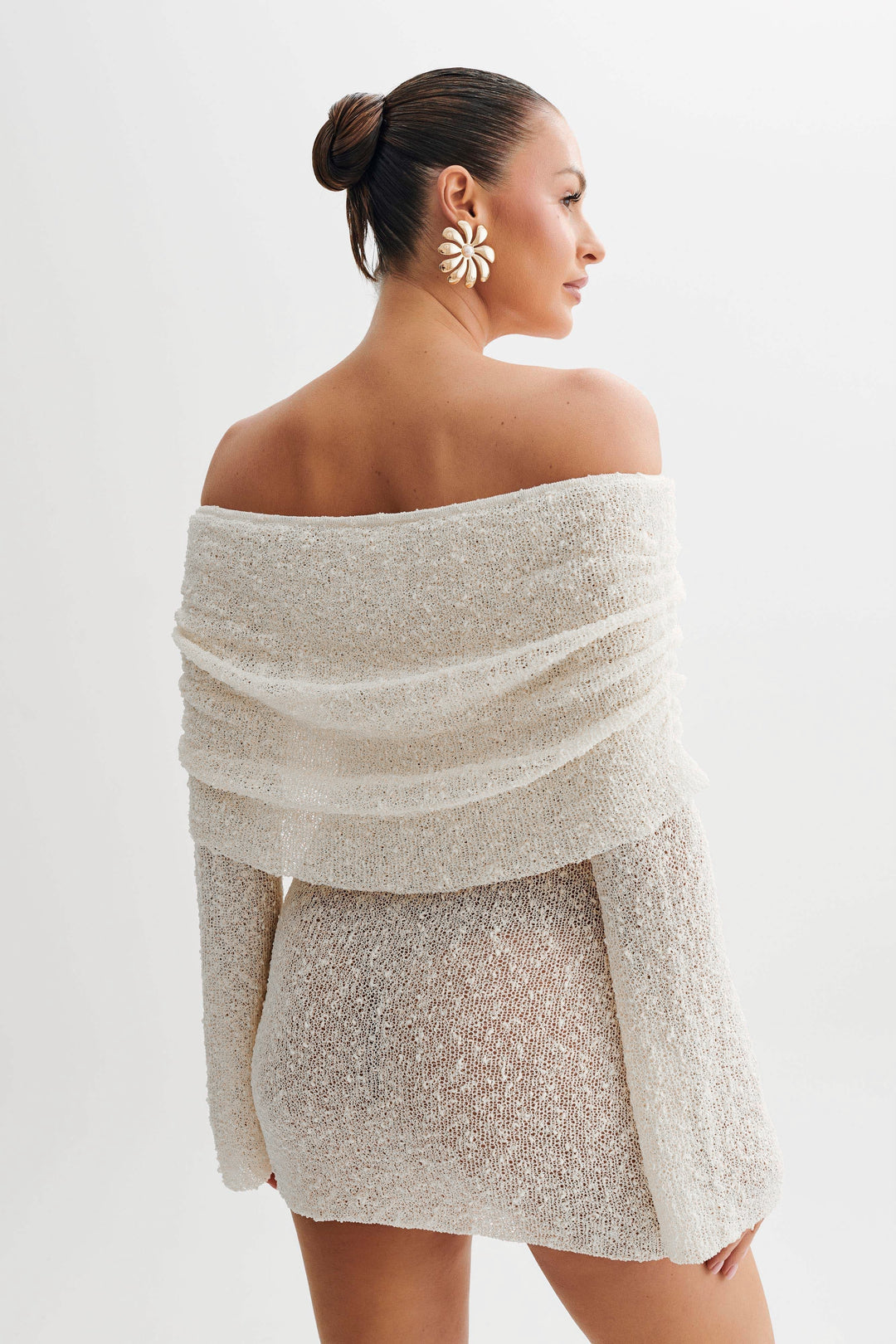 Valantomode | Chic Off-Shoulder Knitted Dress for Effortless Style