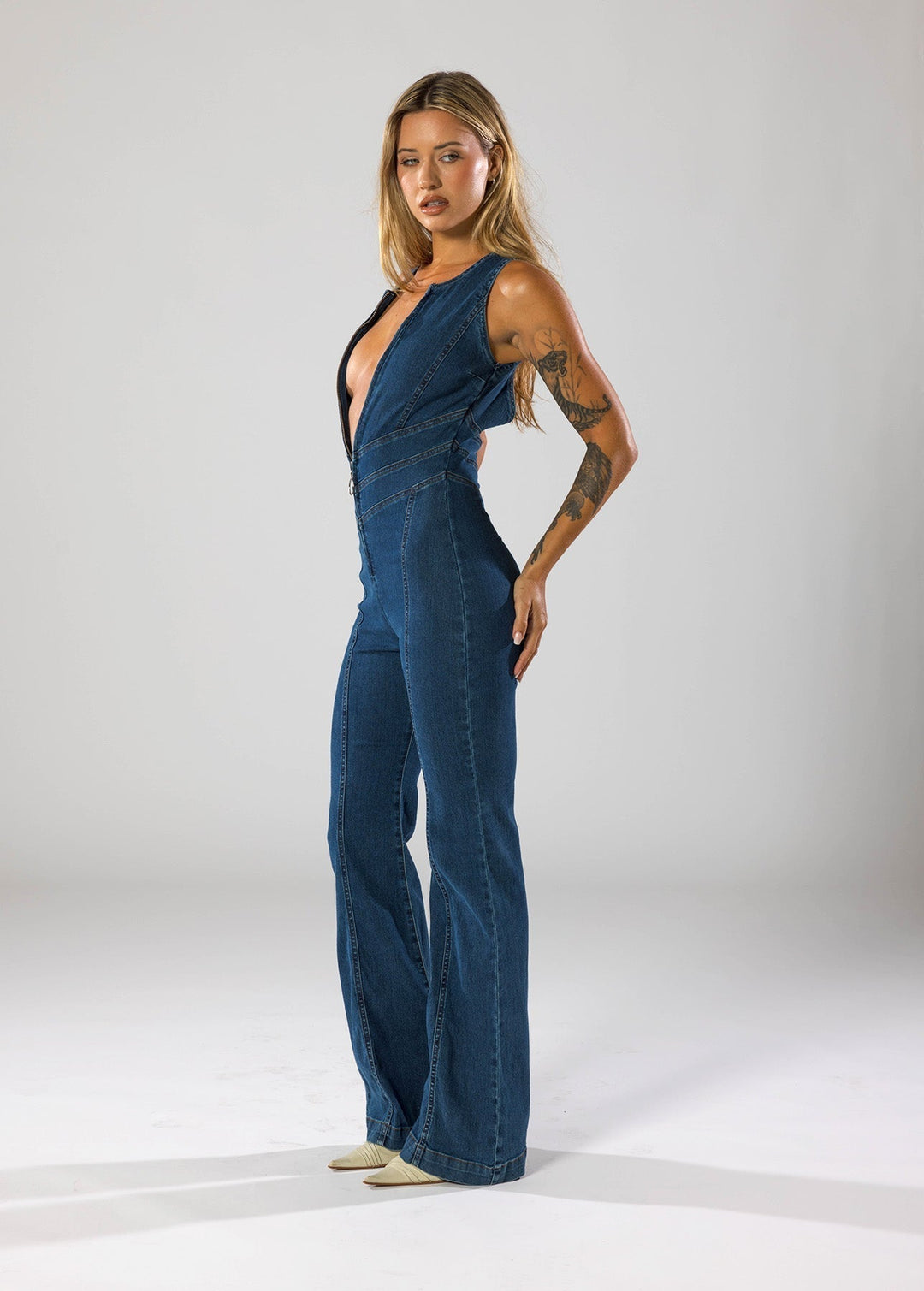 Valantomode | Chic Deep V-Neck Zipper Jumpsuit for Effortless Style
