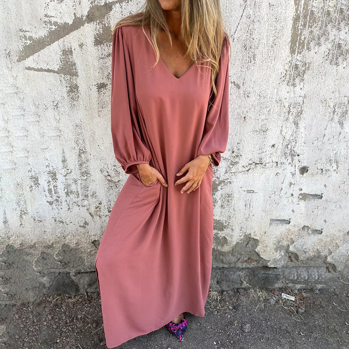 Valantomode | Maxi Dress with Elegant Design