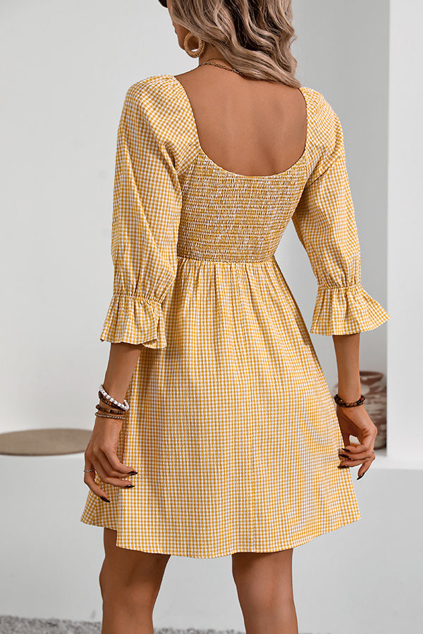 Valantomode | Chic Smocked Mini Dress with Short Sleeves