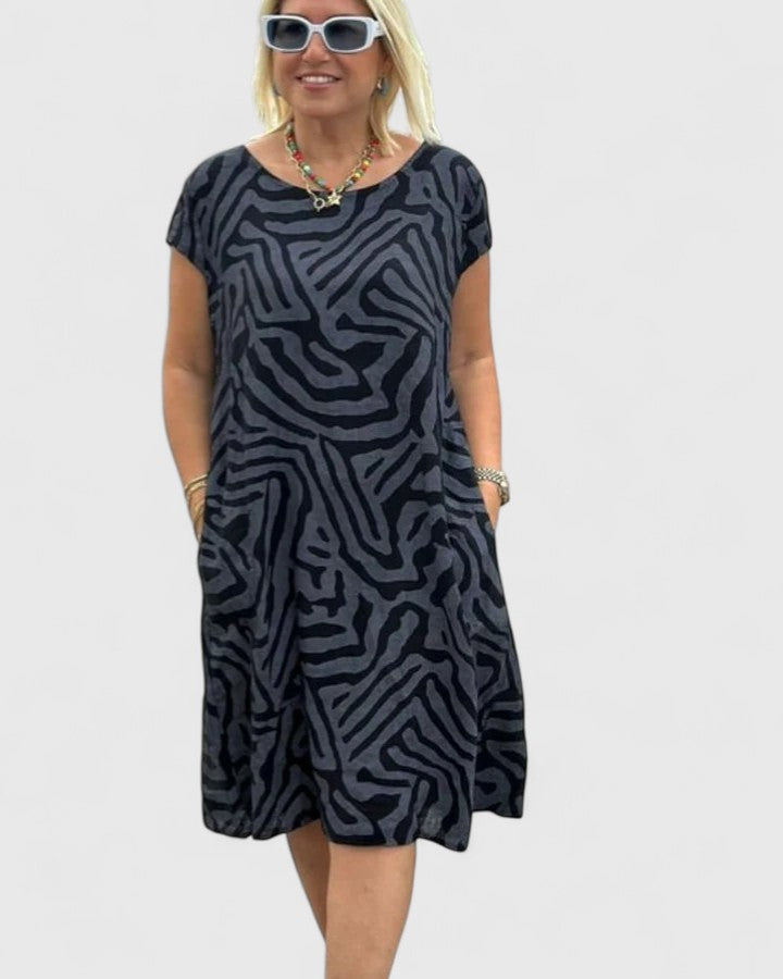 Valantomode | Effortlessly Chic Dress for Everyday Comfort and Style