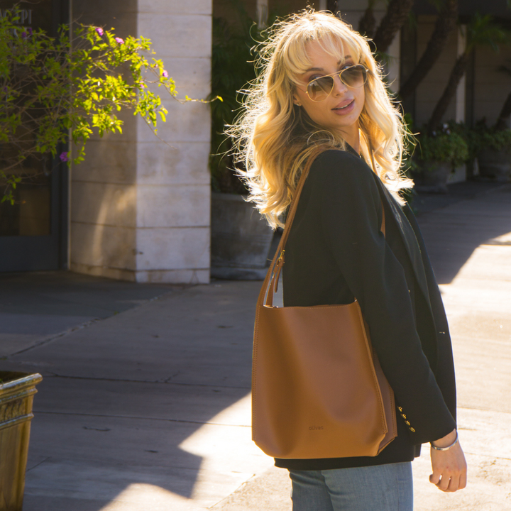 Valantomode | The ‘Aurelius’ Veridian Sovereign Monolith – Women's Premium Vegan Leather Executive Tote
