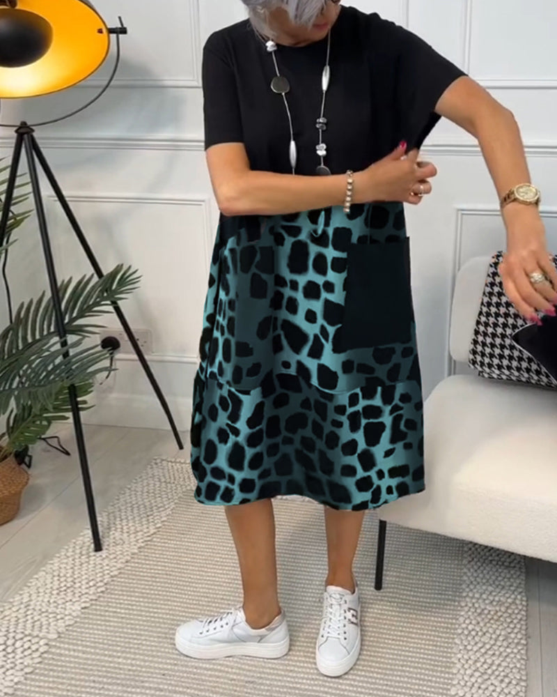 Valantomode | Dress with Animal Print