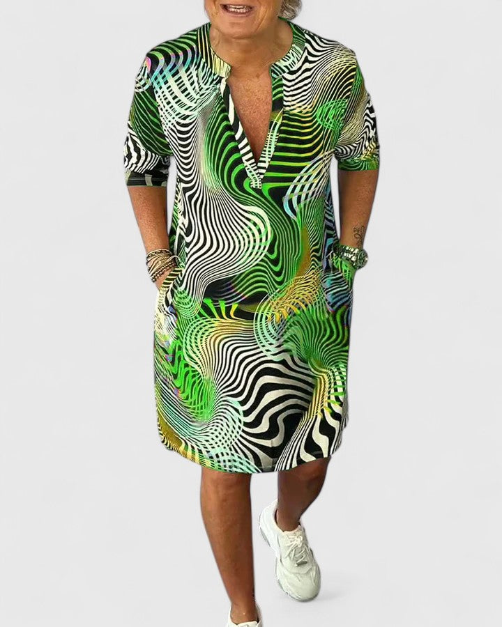 Valantomode | Chic V-Neck Dress for Effortless Day to Night Style