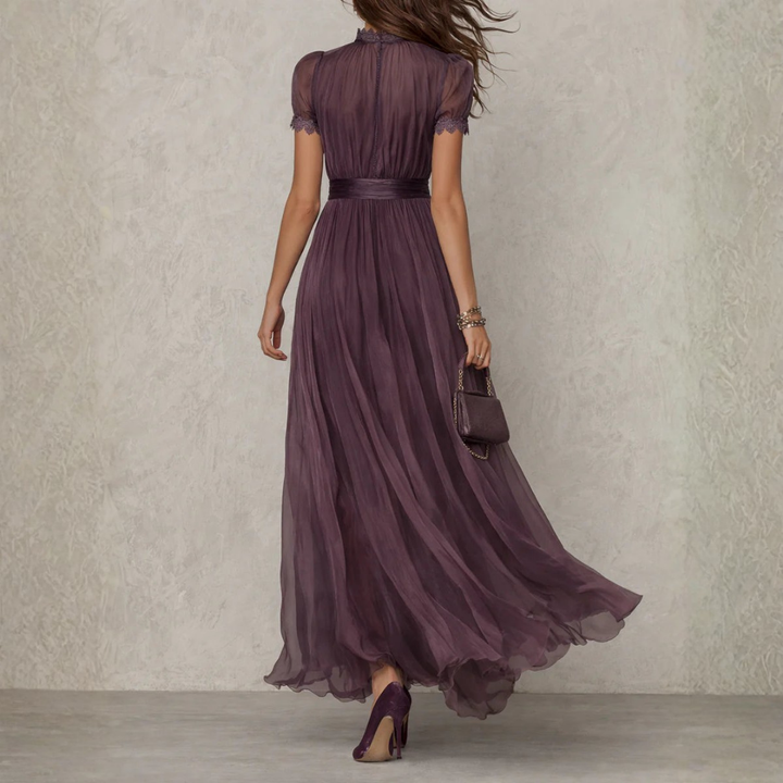 Valantomode | Beautiful Maxi Dress with Lace Detail for Stylish Events