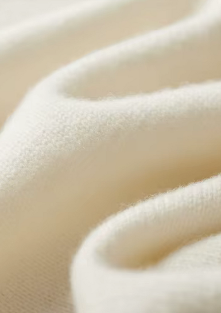 Valantomode | Men’s Two-Tone Collar Zip Knit – Textural Dominance & Modern Hybridity