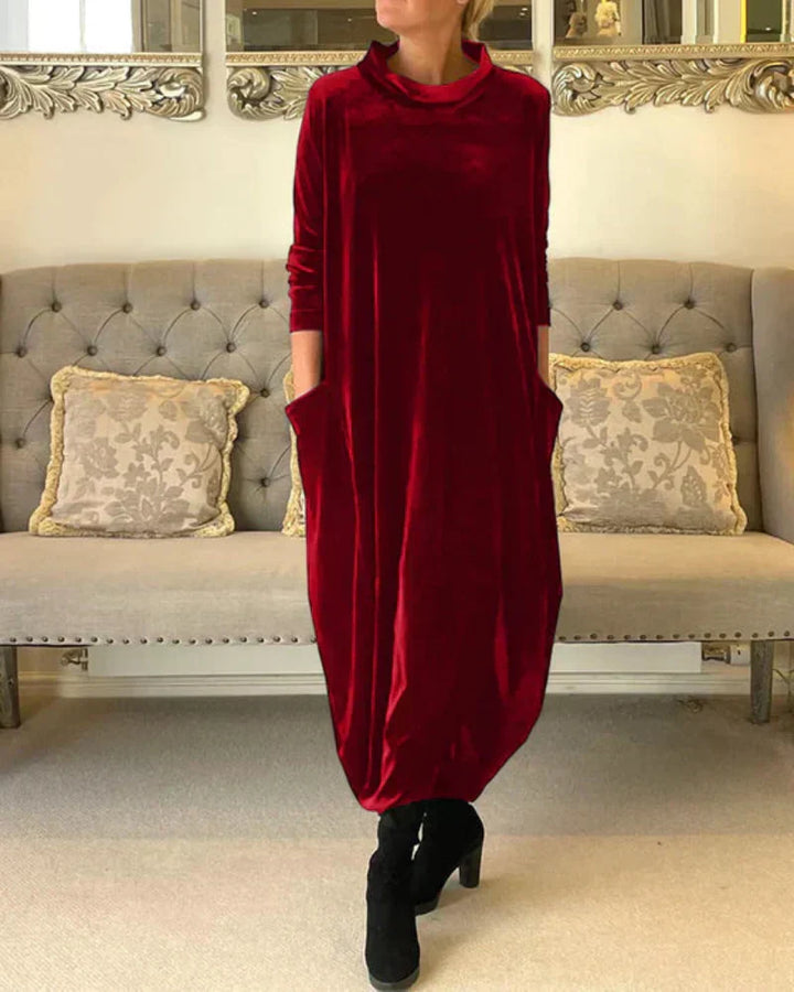 Valantomode | Chic Long Dress with Convenient Pockets for Every Occasion