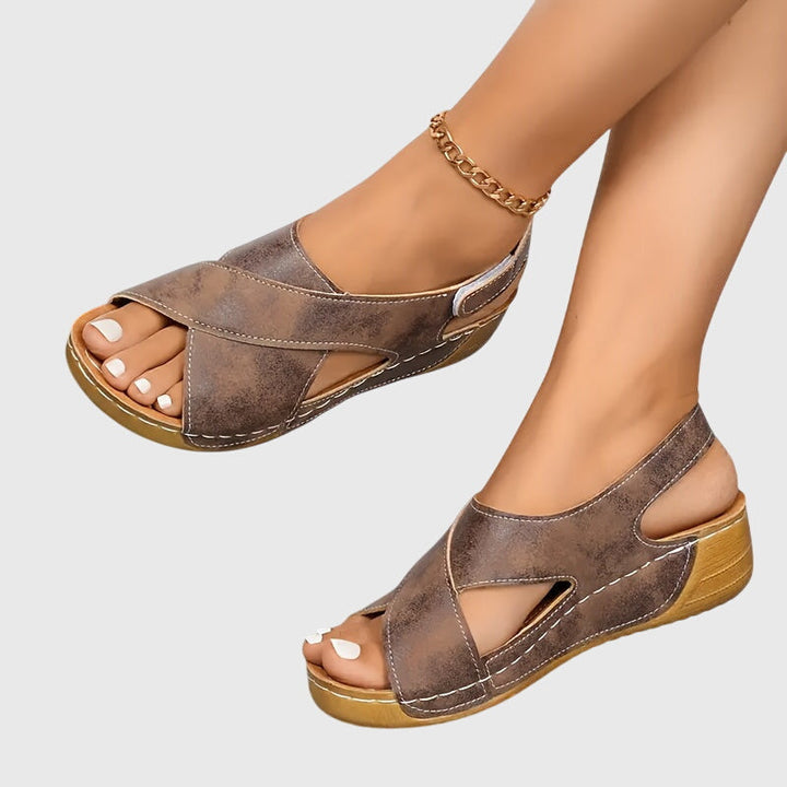 Valantomode | Sandals with Comfort Soles