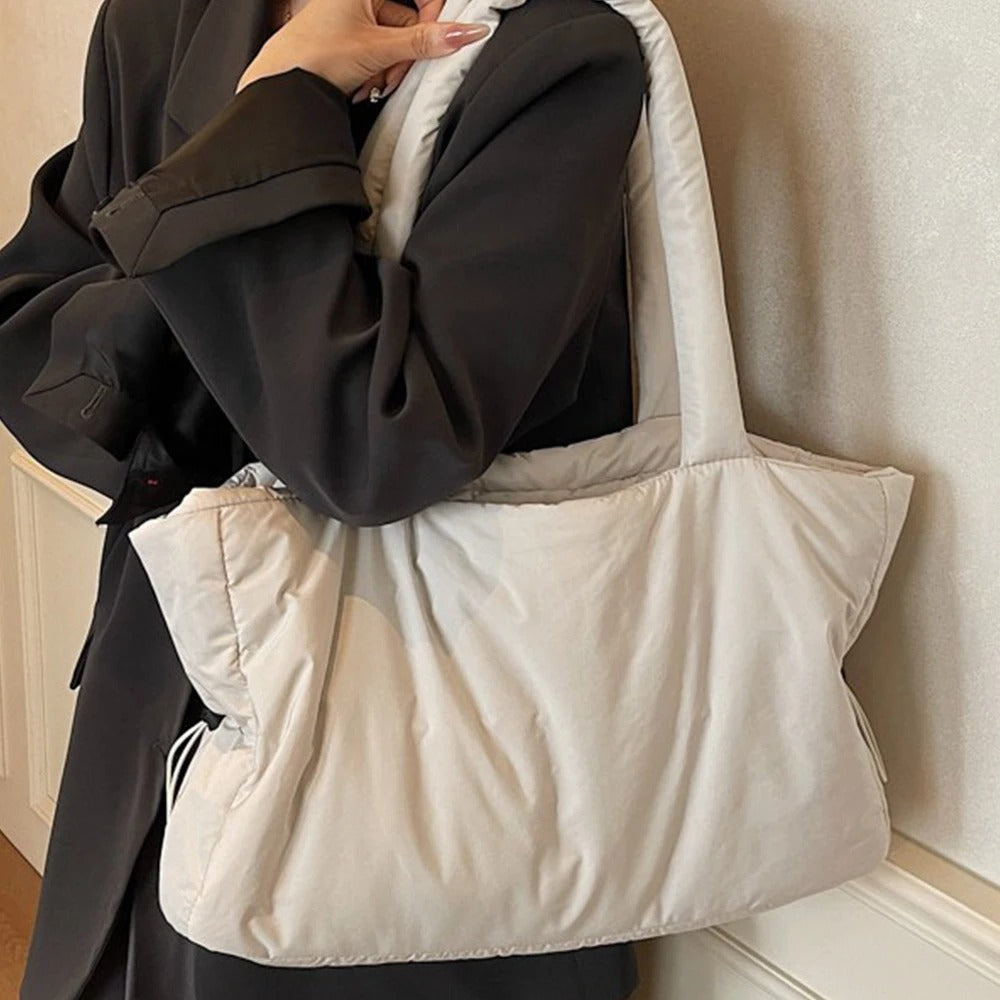 Valantomode | Nimbus Padded Garrison – Large Quilted Nylon Lightweight Executive Tote