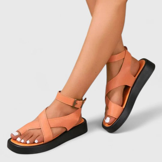 Valantomode | Sandals with Elegant Design