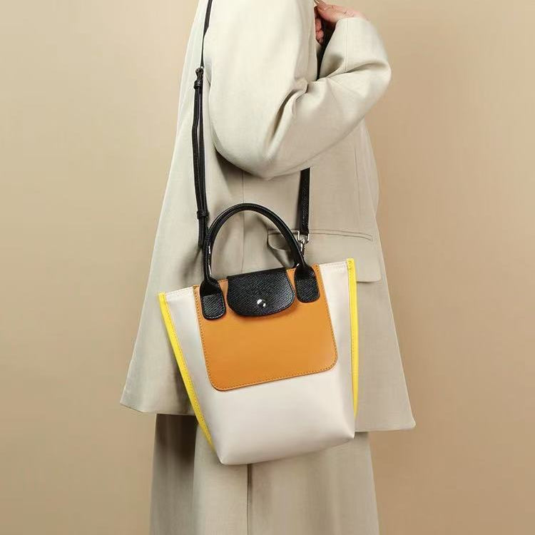 Valantomode | Nimbus Midi Garrison – Upcycled Nylon & Vegan Leather 2-in-1 Tech Tote