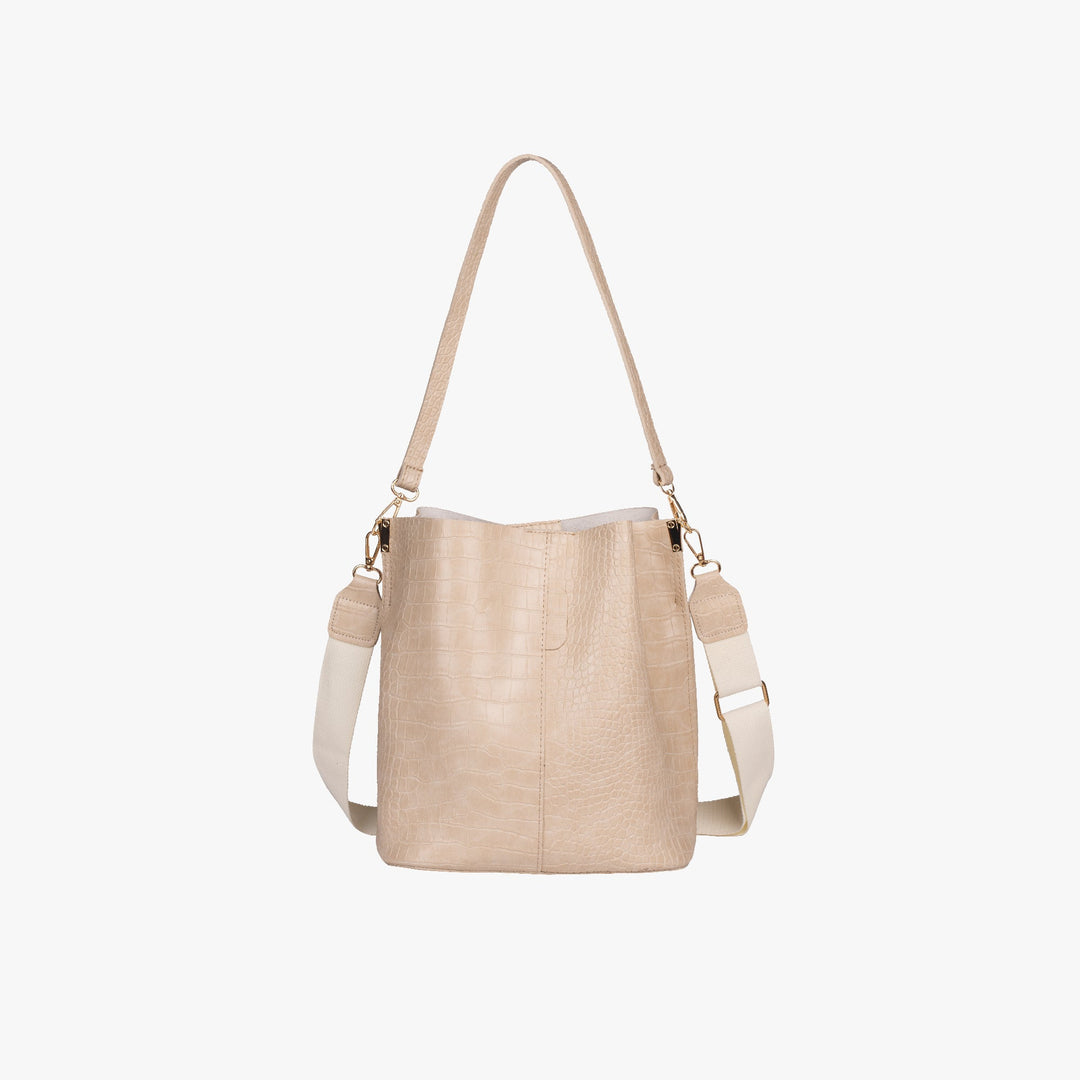 Valantomode | The ‘Aurelius’ Croc-Armor Handbag – Textural Dominance & Rigid Command