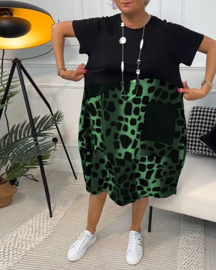 Valantomode | Dress with Animal Print