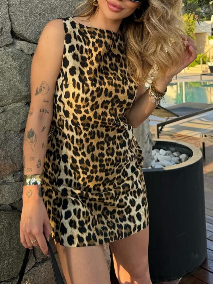 Valantomode | Chic Sleeveless Mini Dress with Trendy Leopard Print