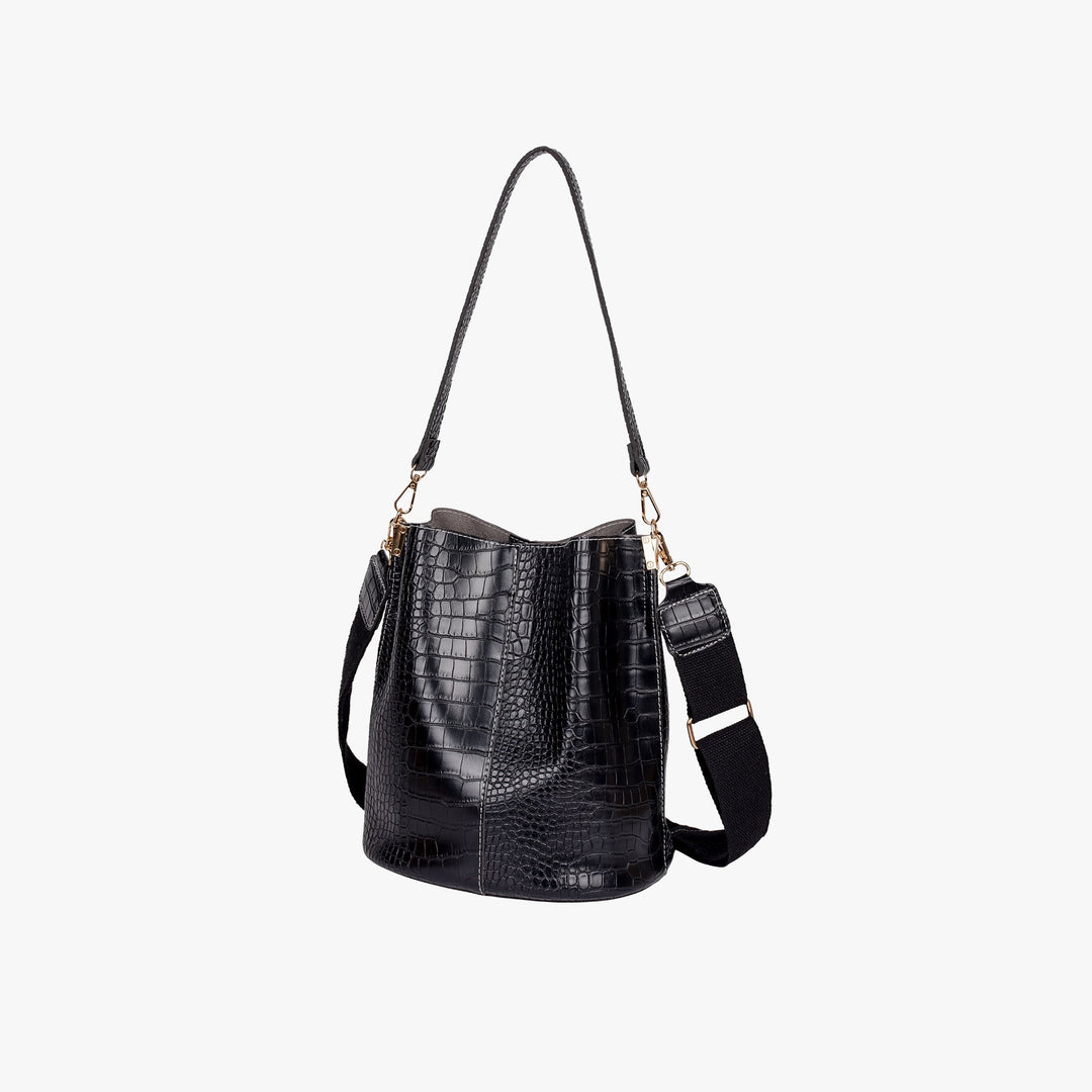 Valantomode | The ‘Aurelius’ Croc-Armor Handbag – Textural Dominance & Rigid Command